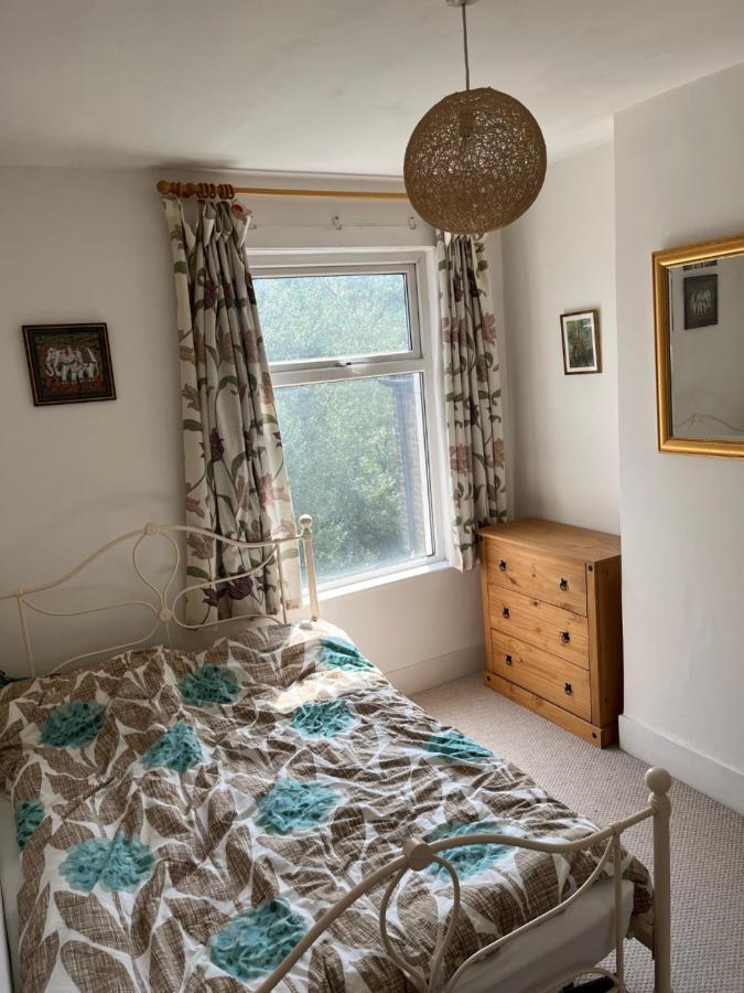 Peaceful London Retreat Apartment Ngoại thất bức ảnh