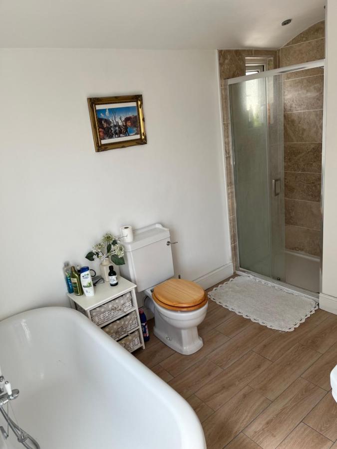 Peaceful London Retreat Apartment Ngoại thất bức ảnh