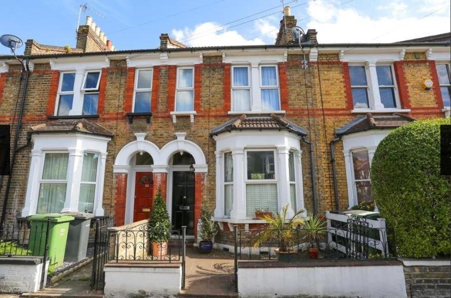 Peaceful London Retreat Apartment Ngoại thất bức ảnh